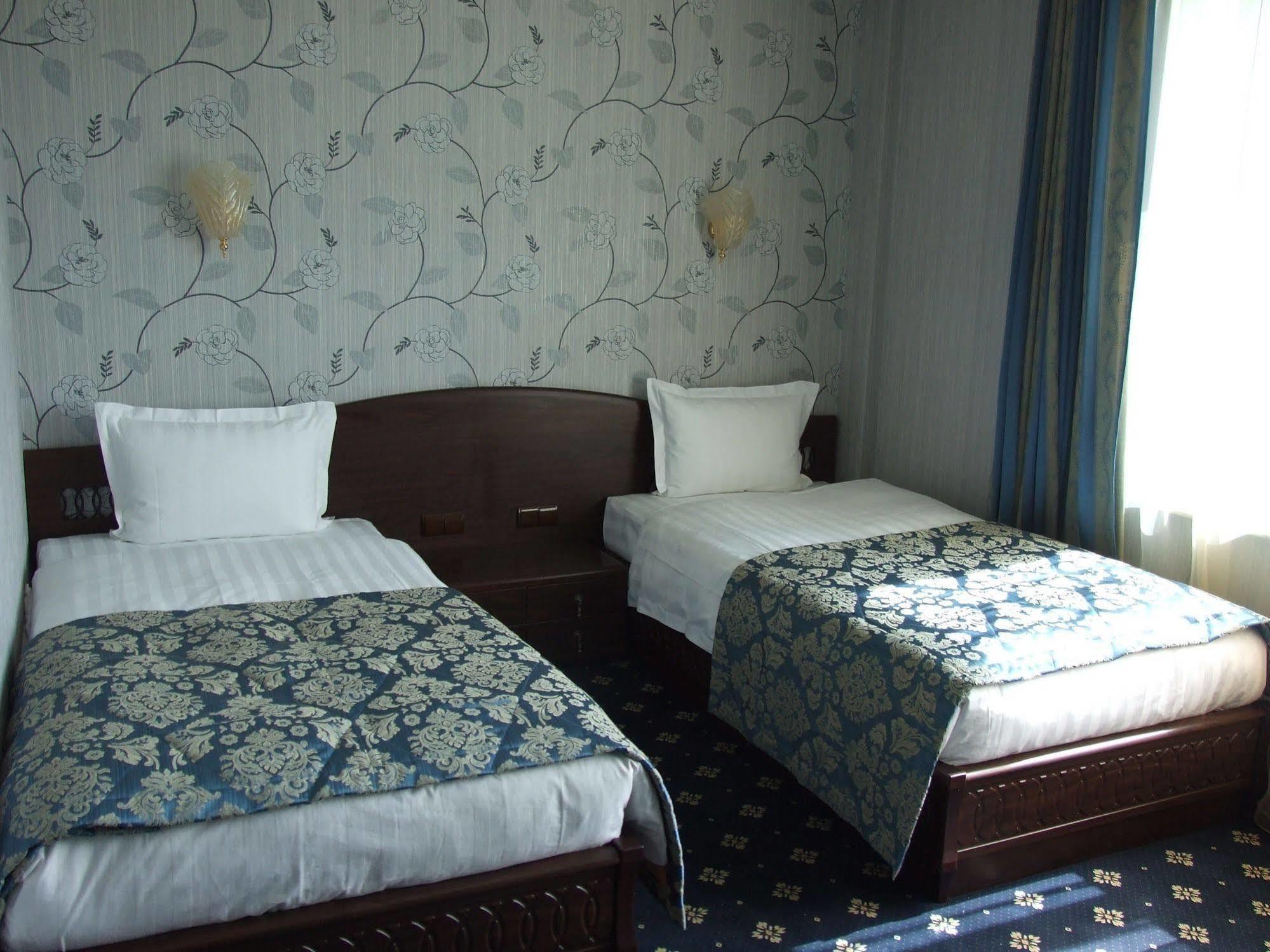 Royal Palace Hotel Алмати Номер фото
